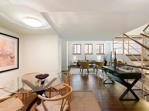 2nd image of 305 2nd Ave APT 511