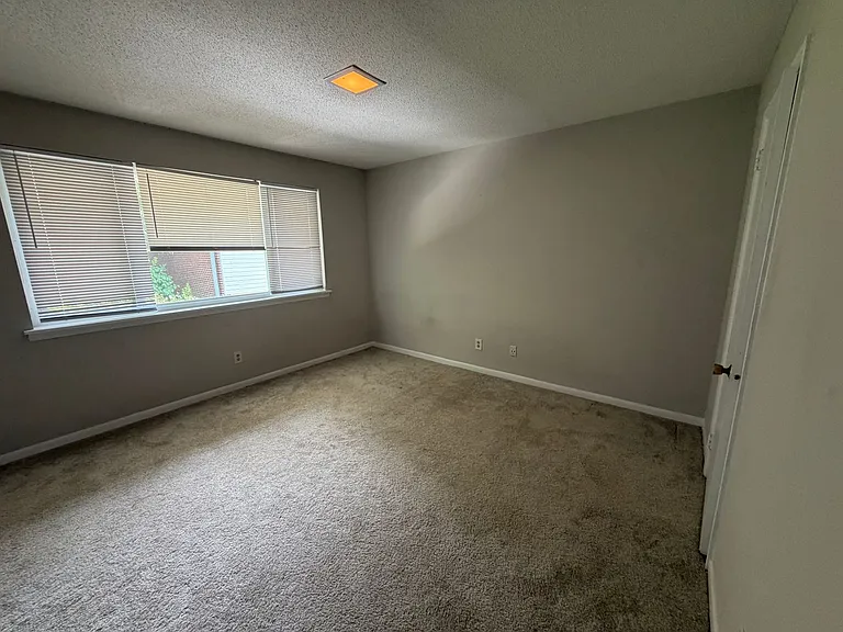 2364 Champion Ct — Photo 12