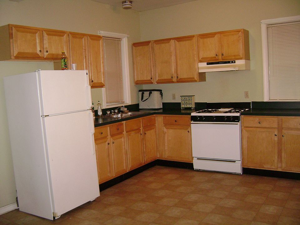 Open kitchen