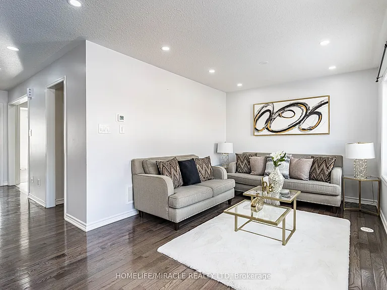 229 Remembrance Rd — Photo 19