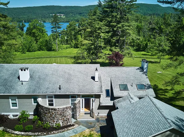 60 Mahkeenac Rd, Stockbridge, MA 01262