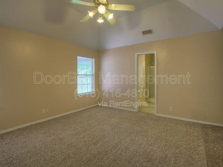 2520 W Honolulu St — Photo 21