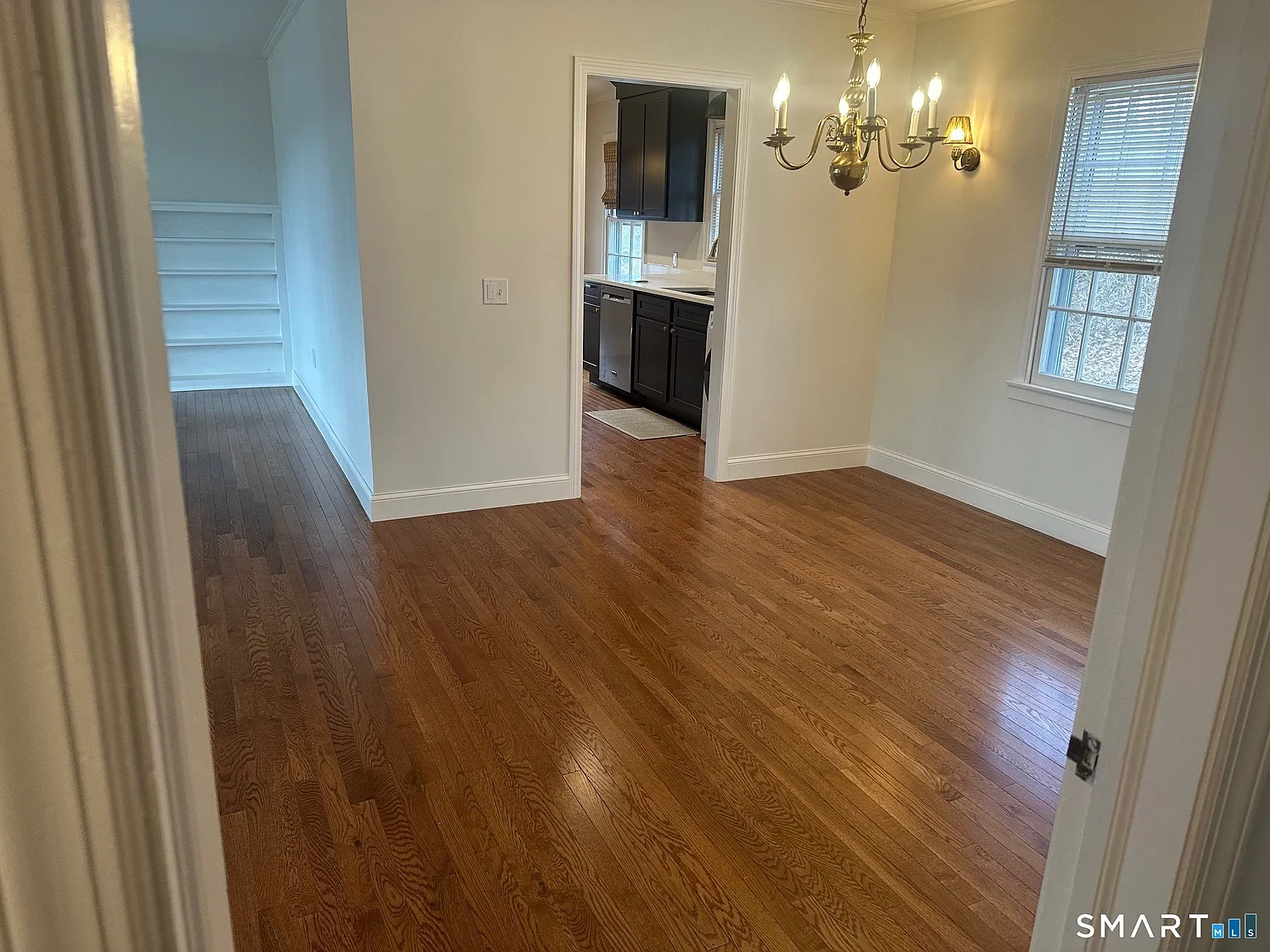 3 bed, 1.5 bath, 1392 sqft, $3,650 — Photo 3