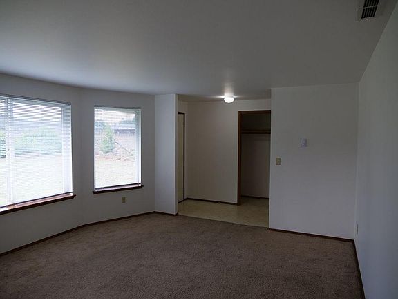 4th image of 4509 98th Street Ct E