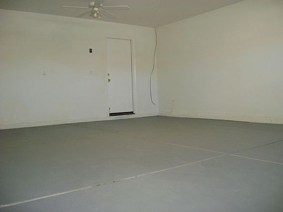 5th image of 8181 W Behrend Dr