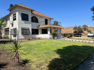 345 N Van Ness Ave, Fresno, CA, 93701