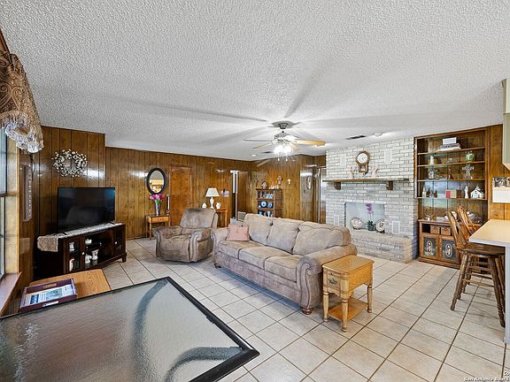 5th image of 5784 COUNTY ROAD 136