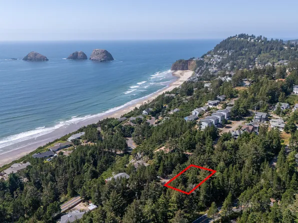 LOT 812 Woodlawn St W, Tillamook, OR 97141