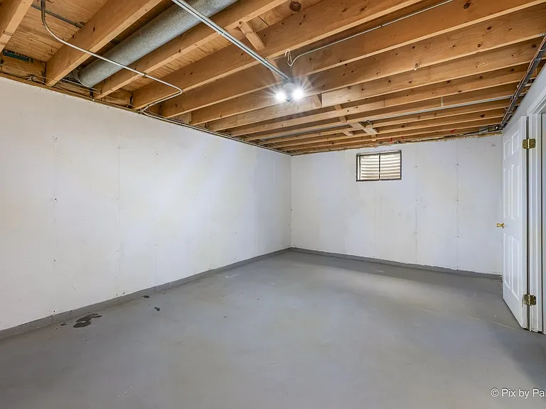 458 Cove Dr — Photo 37