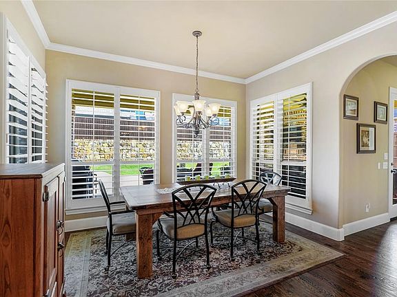 3rd image of 1801 Stillhouse Hollow Dr