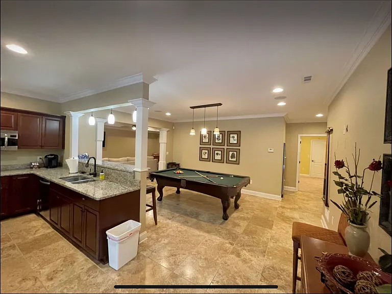210 Brooks Dr — Photo 32