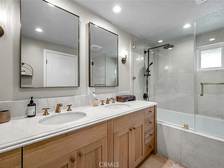 17152 Escalon Dr — Photo 23