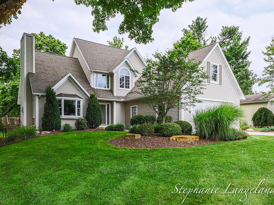 1st image of 5797 Beaver Creek Dr