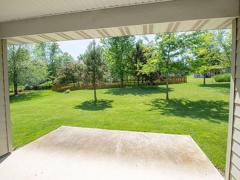 5305 Chamois Dr — Photo 42