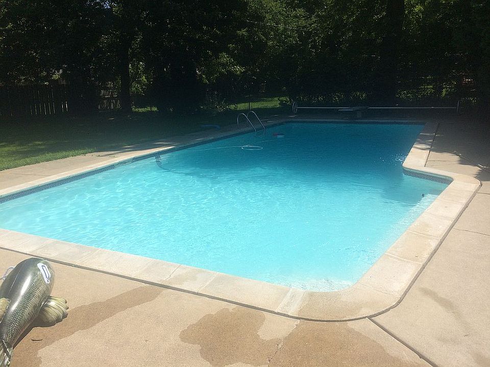 1st image of 20459 Woodcrest St