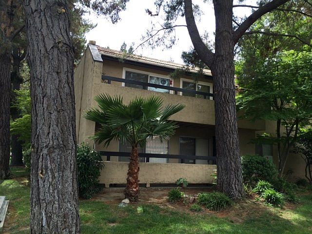 1st image of 285 Tradewinds Dr APT 1