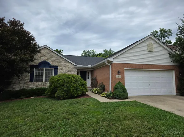 2924 Parkwalk Dr, Cincinnati, OH 45239