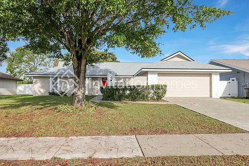 933 Hillrise Dr Photo 1