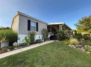 6147 Telford Ct, Slatington, PA 18080