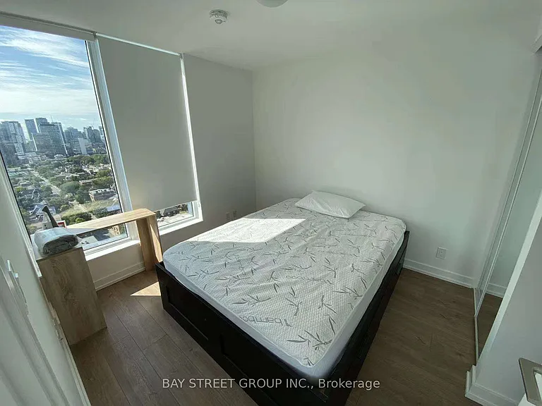 203 College St #2108 — Photo 6