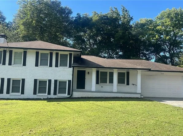 2409 Powers Ferry Dr SE, Marietta, GA 30067
