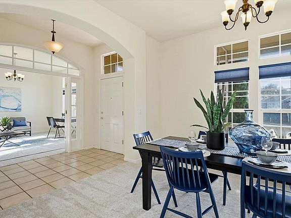 4th image of 366 Breeden Street