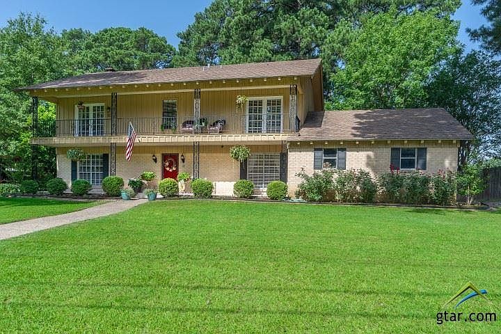 1st image of 2801 Yorktown Dr