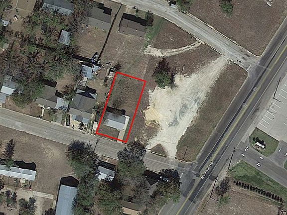 2nd image of 1103 Westview Dr