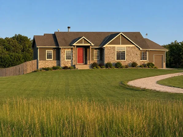 1100 SW Koch Ct, Benton, KS 67017