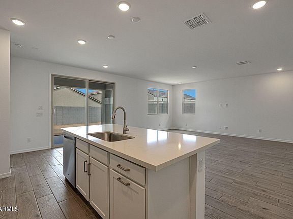 5th image of 4304 W Sebastian Lane