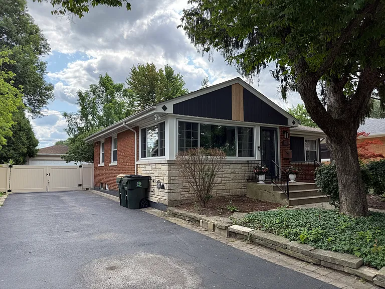 101 N Yale Ave — Photo 1