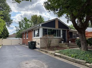 101 N Yale Ave, Arlington Heights, IL 60005