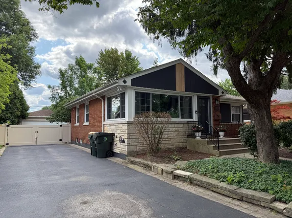 101 N Yale Ave, Arlington Heights, IL 60005