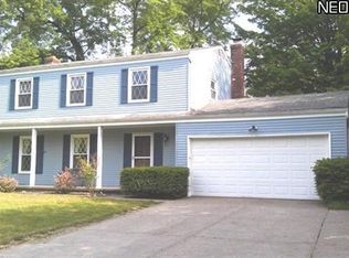 6706 Sandalwood Dr, Gates Mills, OH 44040