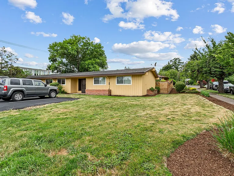 6970 SW King Blvd — Photo 27