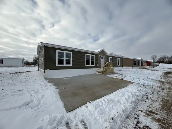 763 County Line Rd #104, Crestline, OH 44827