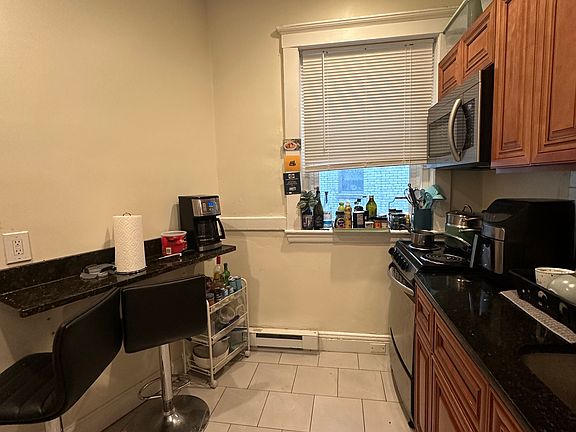 3rd image of 75 Park Dr #13