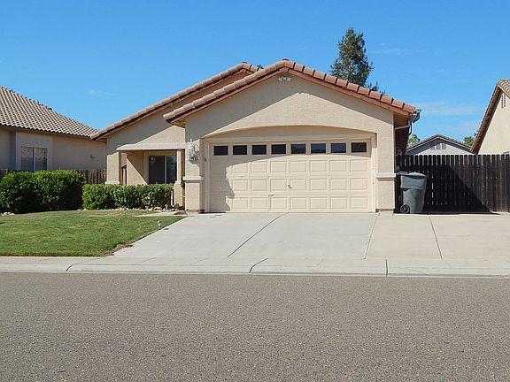 3rd image of 7983 Dersingham Dr
