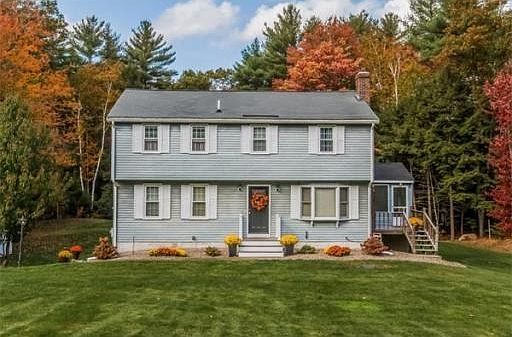 1st image of 30 Sparhawk Dr