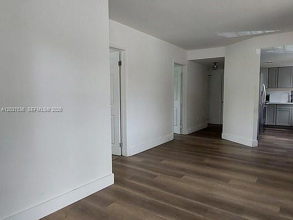 4th image of 6151 SW 35th St #1