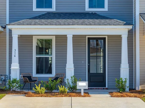 209 Abercom Place Dr, Moncks Corner, SC 29461