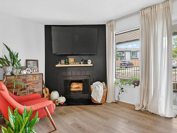 5th image of 10404 24th Ave NW #333