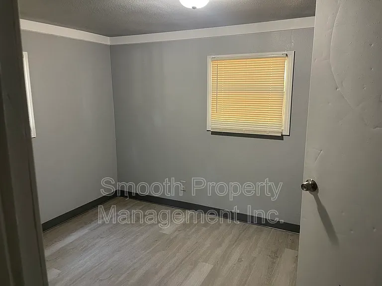 4389 Trailer Park Ct — Photo 7