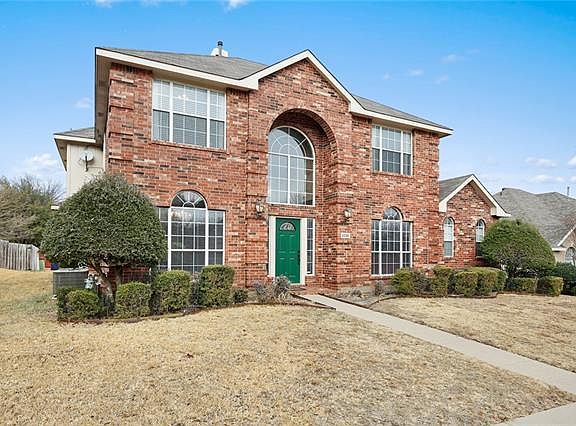 3rd image of 2506 Sherbrooke Ln