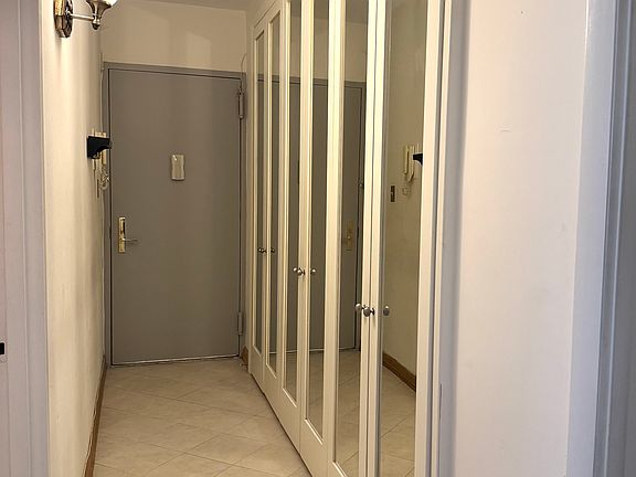 3rd image of 61 E 77th St APT 7F