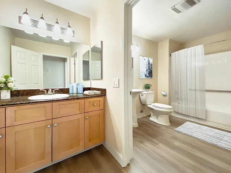 Pleasanton Place — Photo 5