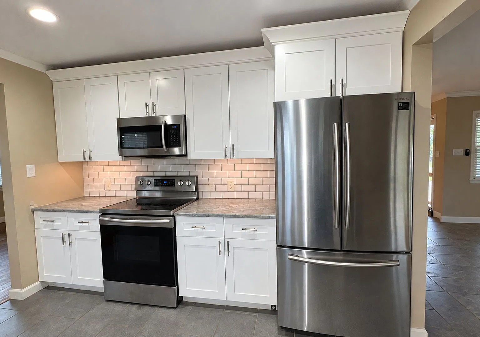 Beautifully Renovated 3-Bedroom Home in Virginia Beach! — Photo 3