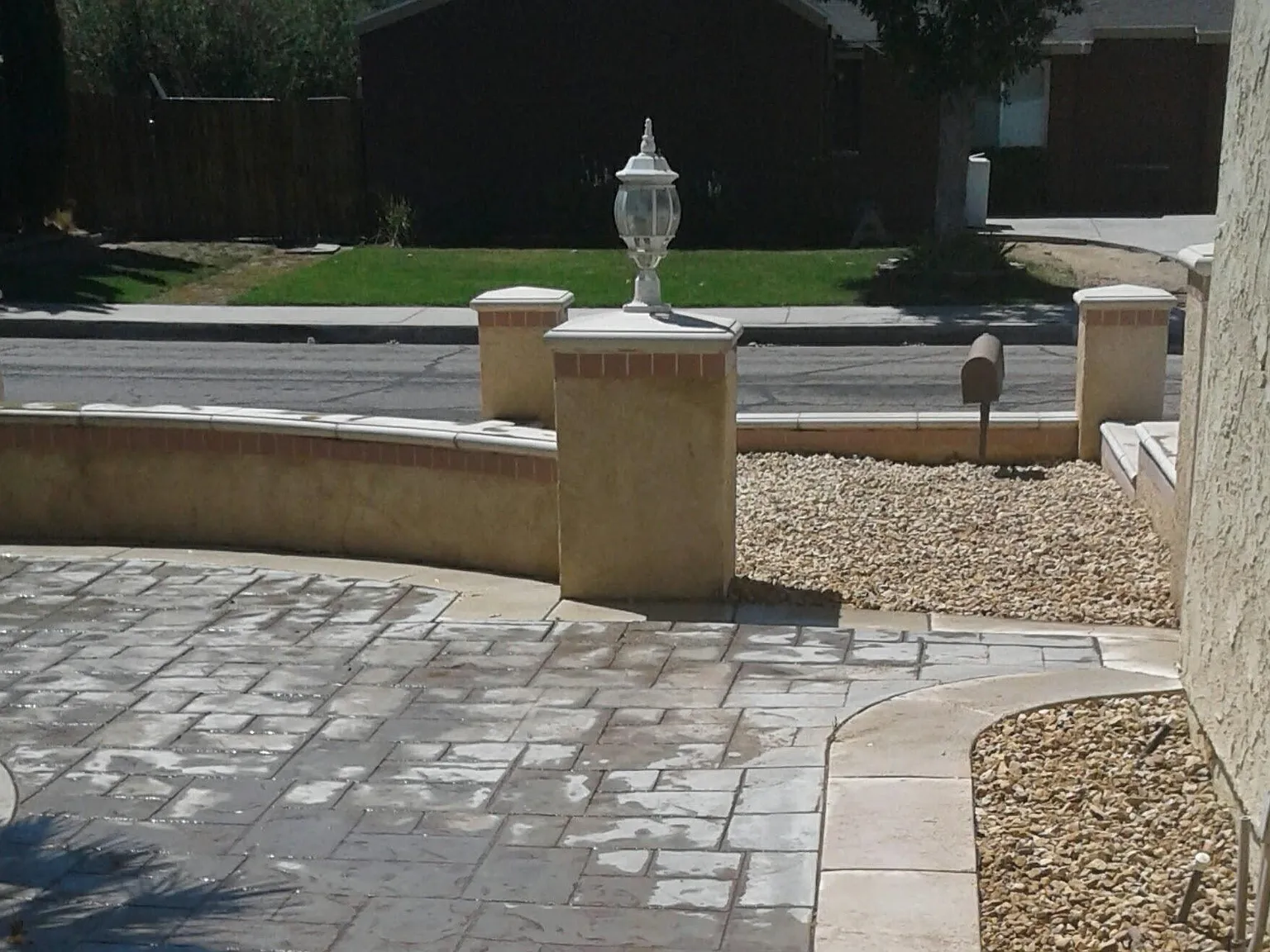 3 bed, 1149 sqft, $2,600 — Photo 2