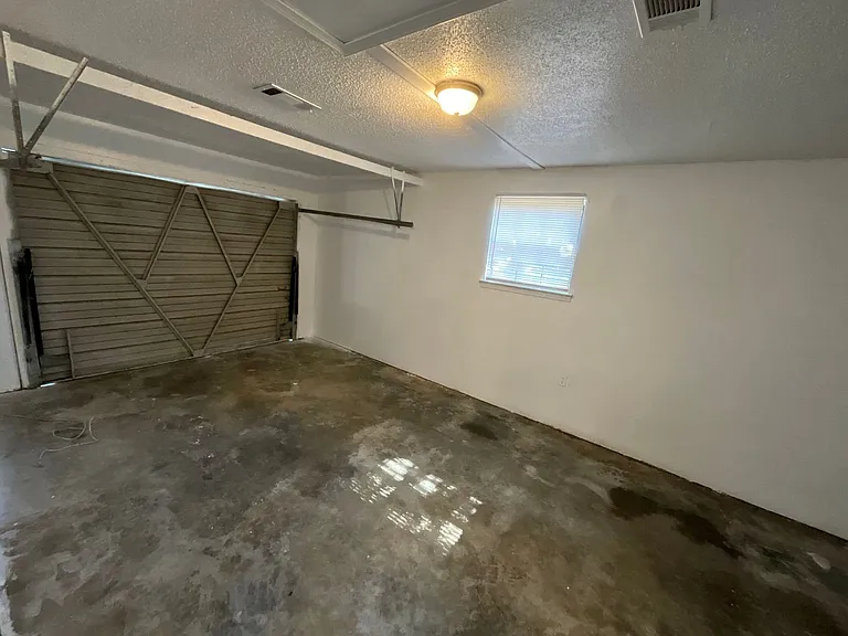 4229 Village Ct — Photo 9