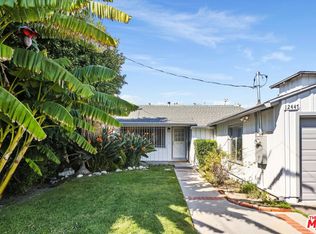 12447 Sylvan St, North Hollywood, CA 91606